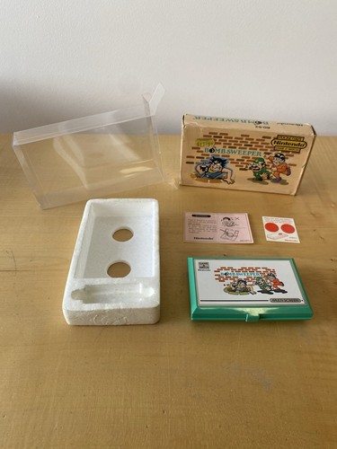 Nintendo game watch bomb - nintendo, &